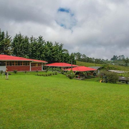 Finca La Toscana Otel Pereira Dış mekan fotoğraf